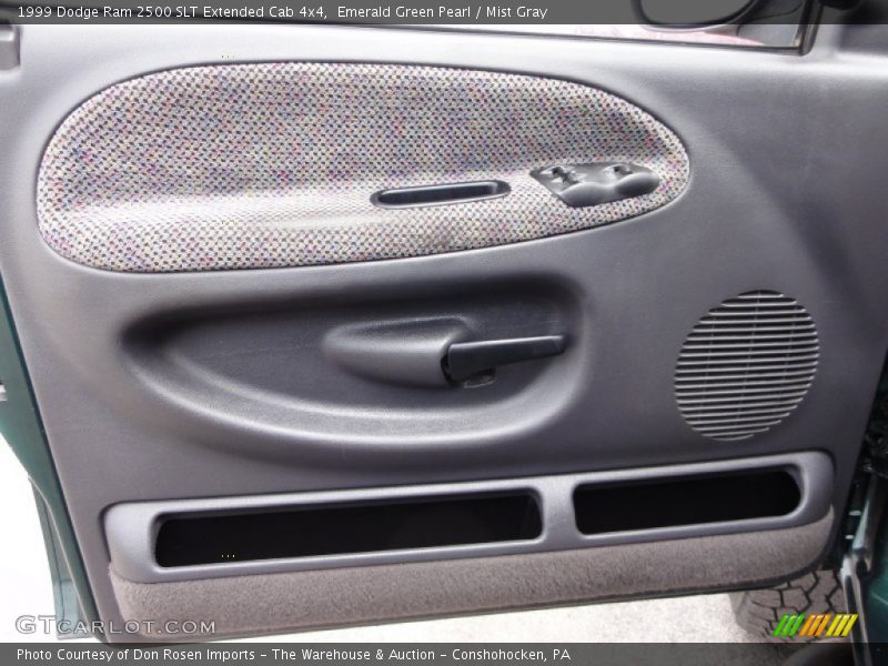 Door Panel of 1999 Ram 2500 SLT Extended Cab 4x4