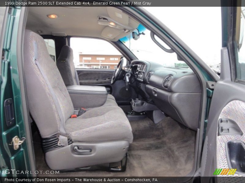  1999 Ram 2500 SLT Extended Cab 4x4 Mist Gray Interior
