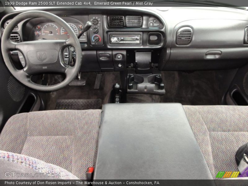 Dashboard of 1999 Ram 2500 SLT Extended Cab 4x4