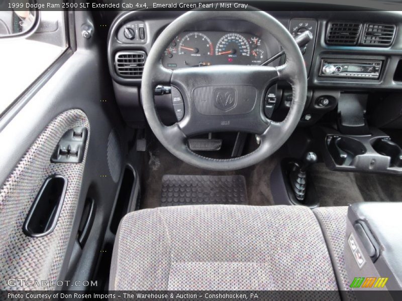 Dashboard of 1999 Ram 2500 SLT Extended Cab 4x4