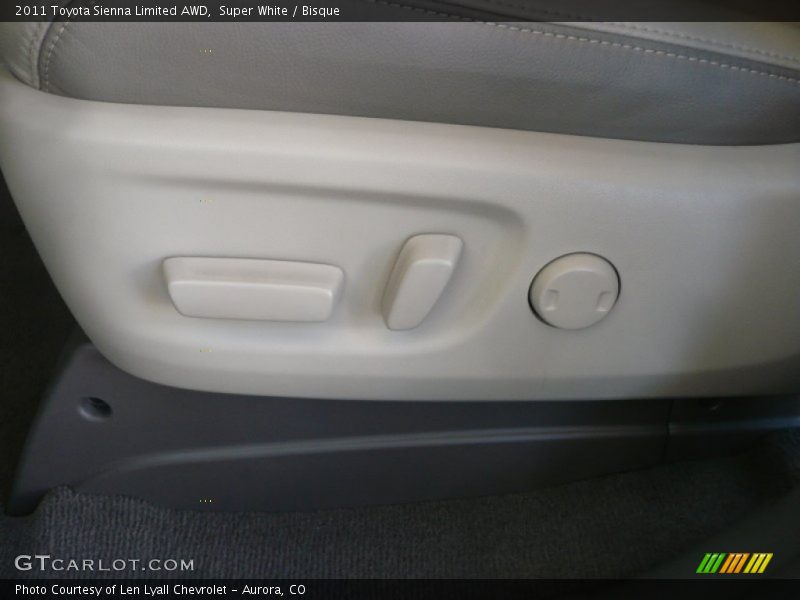 Super White / Bisque 2011 Toyota Sienna Limited AWD