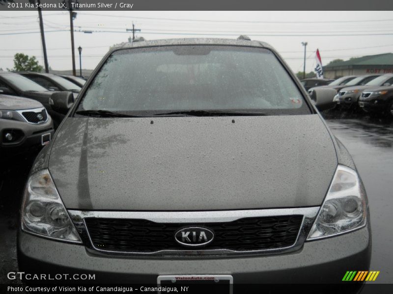 Titanium Silver / Gray 2011 Kia Sedona LX