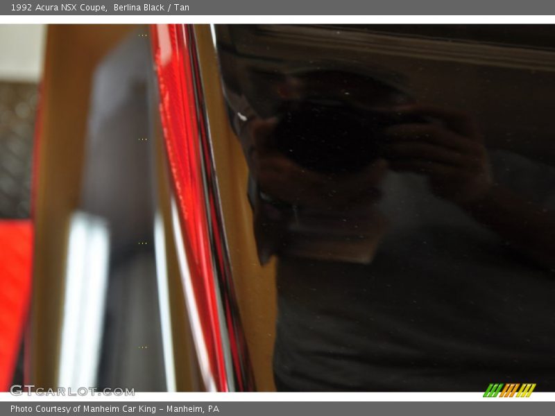 Berlina Black / Tan 1992 Acura NSX Coupe