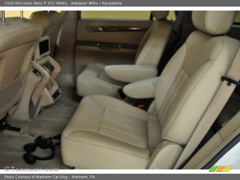 Alabaster White / Macadamia 2006 Mercedes-Benz R 350 4Matic