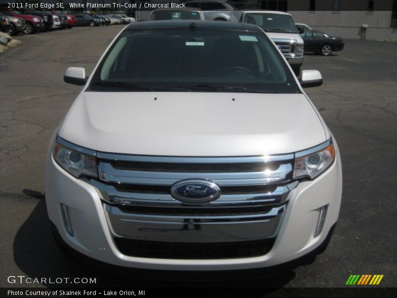 White Platinum Tri-Coat / Charcoal Black 2011 Ford Edge SE