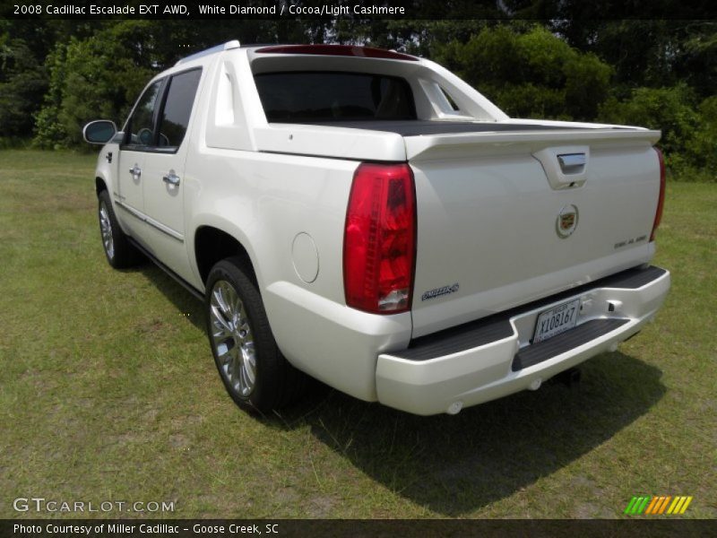 White Diamond / Cocoa/Light Cashmere 2008 Cadillac Escalade EXT AWD
