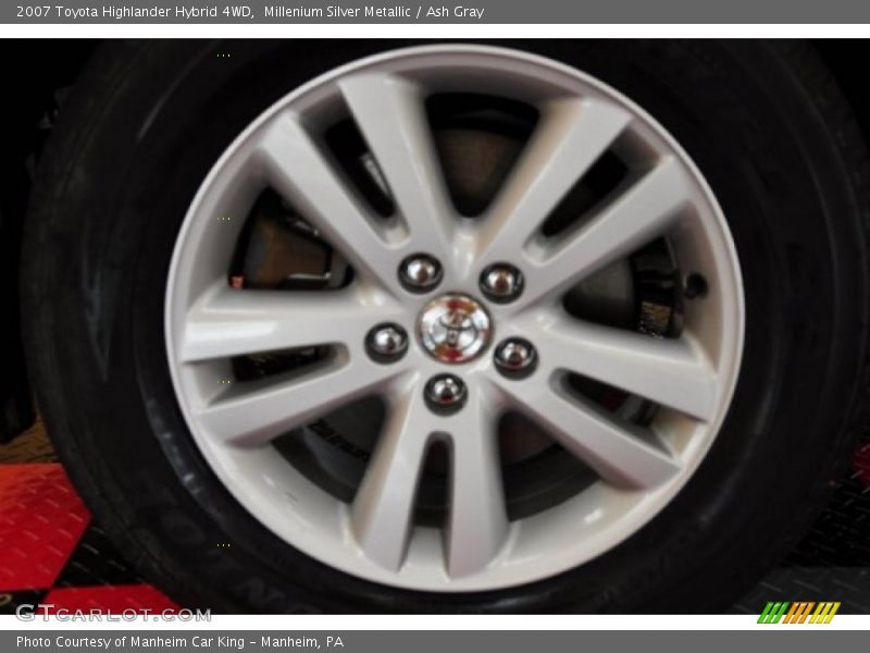 Millenium Silver Metallic / Ash Gray 2007 Toyota Highlander Hybrid 4WD