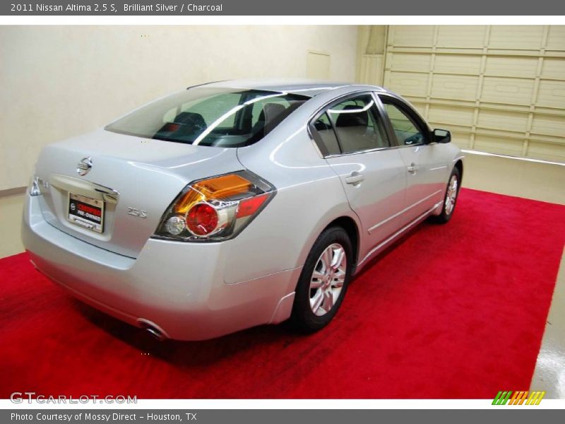 Brilliant Silver / Charcoal 2011 Nissan Altima 2.5 S