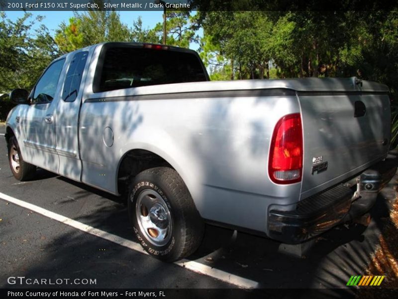 Silver Metallic / Dark Graphite 2001 Ford F150 XLT SuperCab