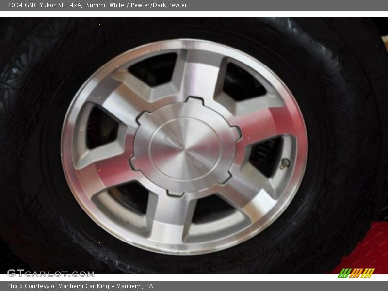 Summit White / Pewter/Dark Pewter 2004 GMC Yukon SLE 4x4