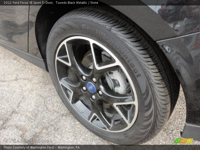Tuxedo Black Metallic / Stone 2012 Ford Focus SE Sport 5-Door