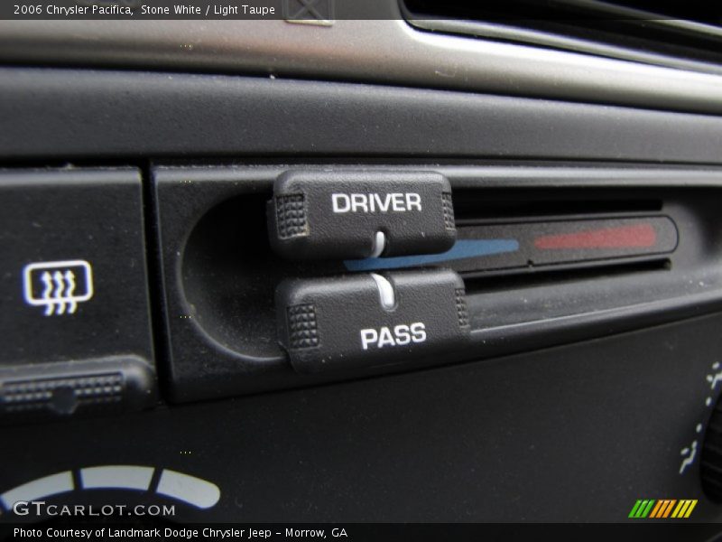 Stone White / Light Taupe 2006 Chrysler Pacifica