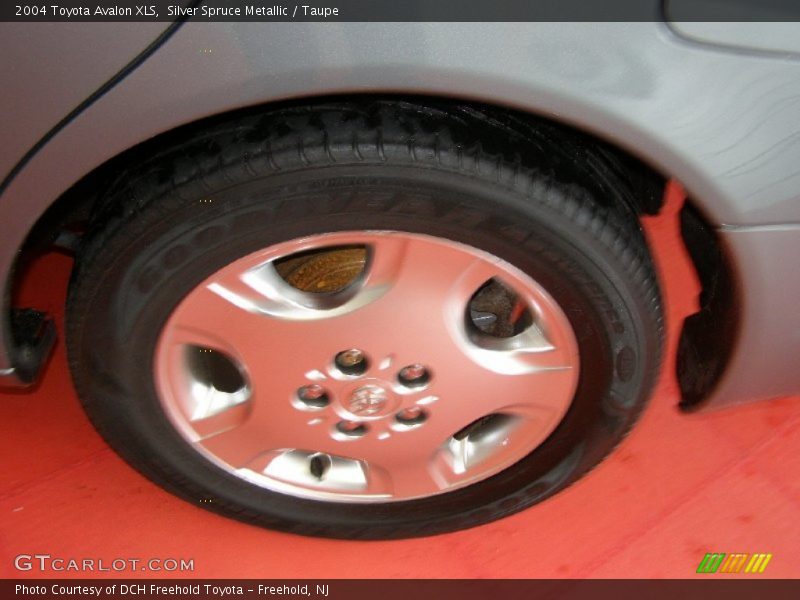 Silver Spruce Metallic / Taupe 2004 Toyota Avalon XLS