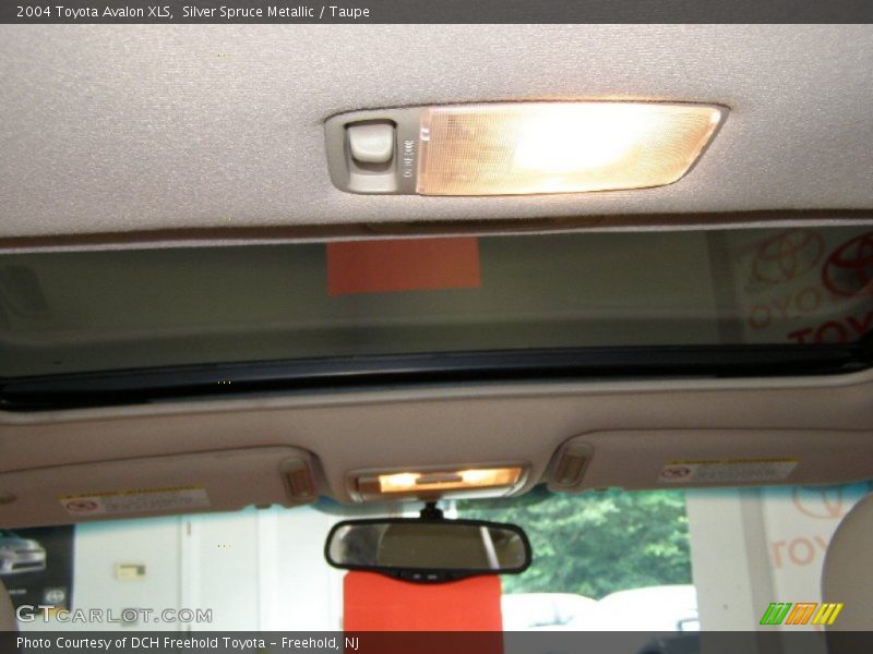 Silver Spruce Metallic / Taupe 2004 Toyota Avalon XLS