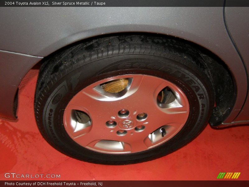 Silver Spruce Metallic / Taupe 2004 Toyota Avalon XLS