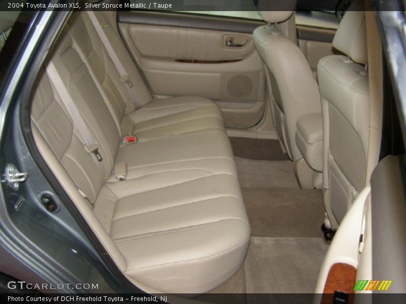 Silver Spruce Metallic / Taupe 2004 Toyota Avalon XLS