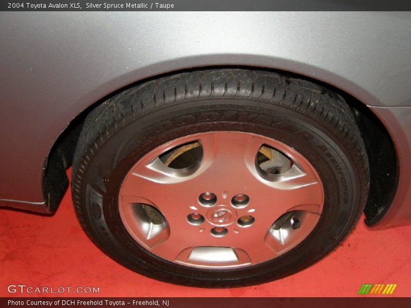 Silver Spruce Metallic / Taupe 2004 Toyota Avalon XLS