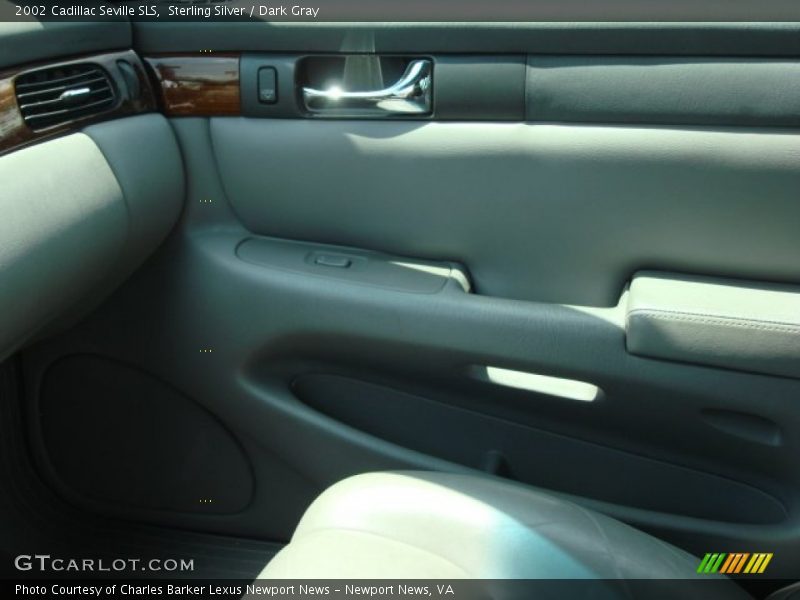 Sterling Silver / Dark Gray 2002 Cadillac Seville SLS