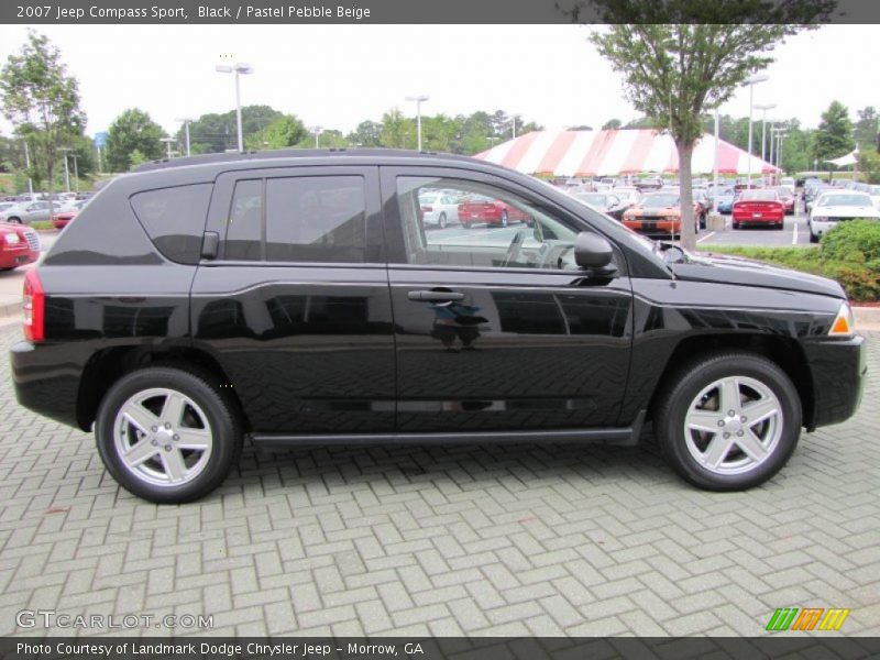 Black / Pastel Pebble Beige 2007 Jeep Compass Sport