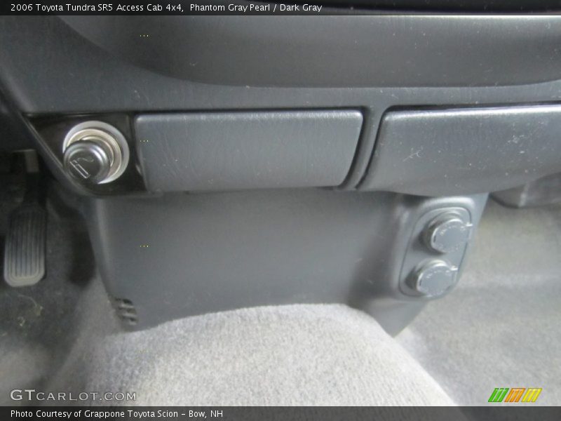 Phantom Gray Pearl / Dark Gray 2006 Toyota Tundra SR5 Access Cab 4x4