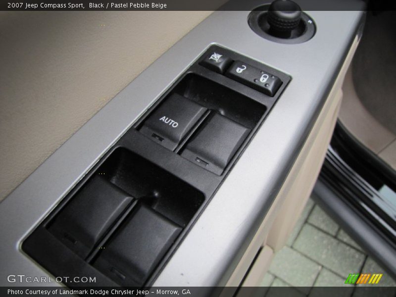 Black / Pastel Pebble Beige 2007 Jeep Compass Sport