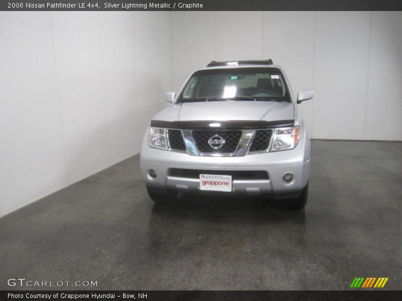 Silver Lightning Metallic / Graphite 2006 Nissan Pathfinder LE 4x4