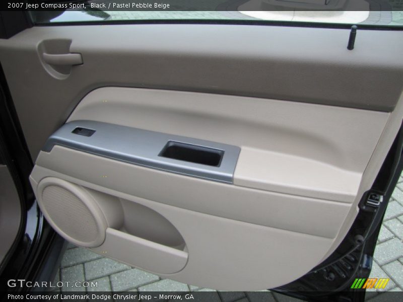 Black / Pastel Pebble Beige 2007 Jeep Compass Sport