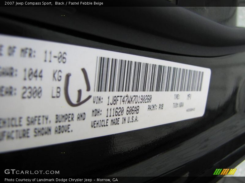 Black / Pastel Pebble Beige 2007 Jeep Compass Sport
