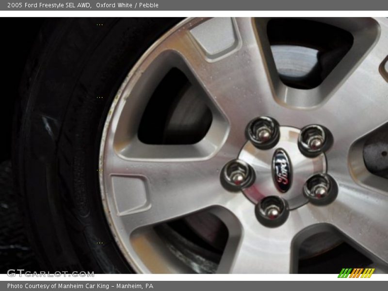 Oxford White / Pebble 2005 Ford Freestyle SEL AWD