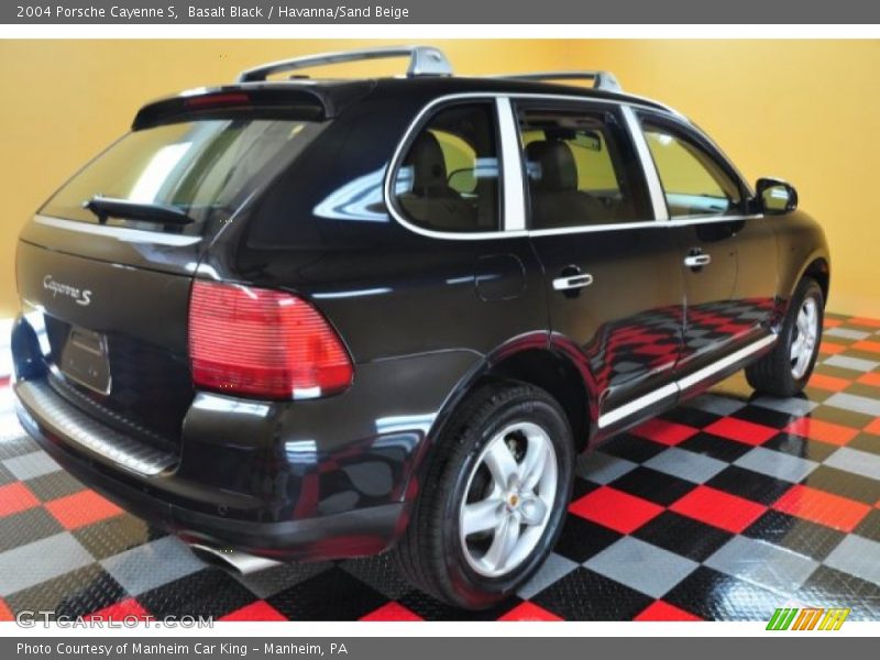 Basalt Black / Havanna/Sand Beige 2004 Porsche Cayenne S