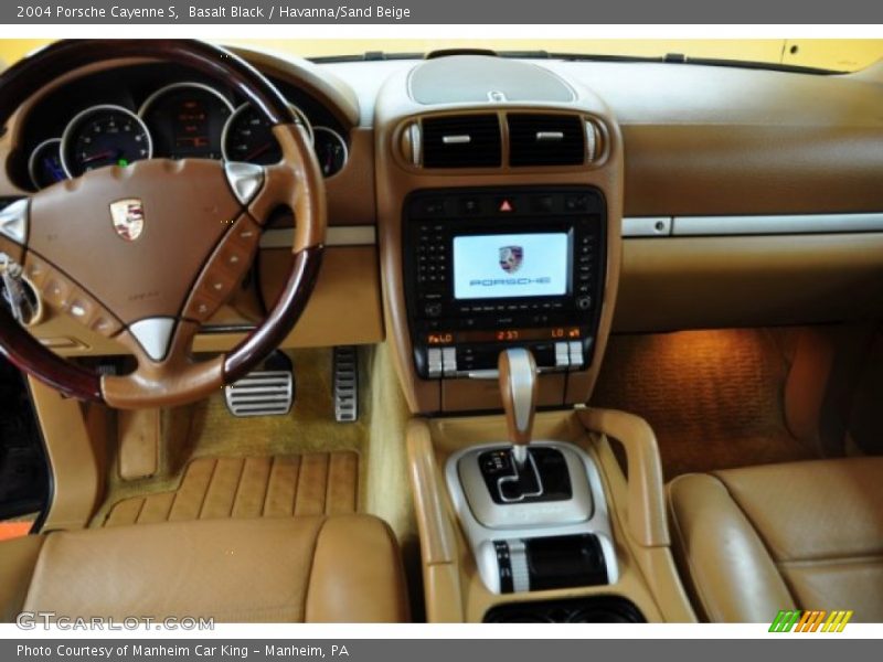 Basalt Black / Havanna/Sand Beige 2004 Porsche Cayenne S