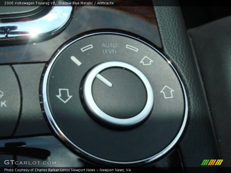 Shadow Blue Metallic / Anthracite 2006 Volkswagen Touareg V8