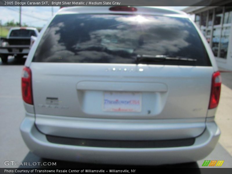 Bright Silver Metallic / Medium Slate Gray 2005 Dodge Caravan SXT