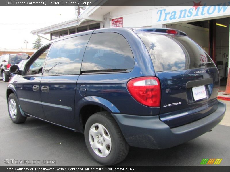 Patriot Blue Pearl / Taupe 2002 Dodge Caravan SE