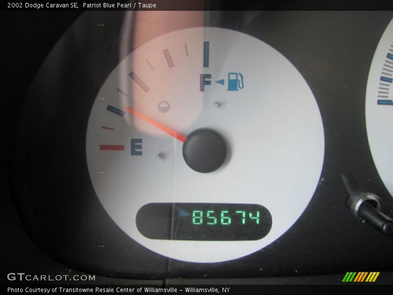 Patriot Blue Pearl / Taupe 2002 Dodge Caravan SE