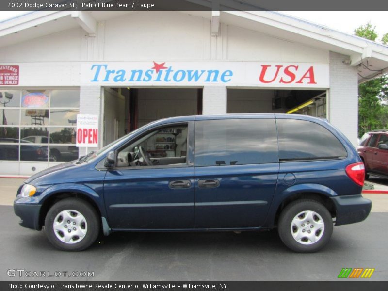 Patriot Blue Pearl / Taupe 2002 Dodge Caravan SE