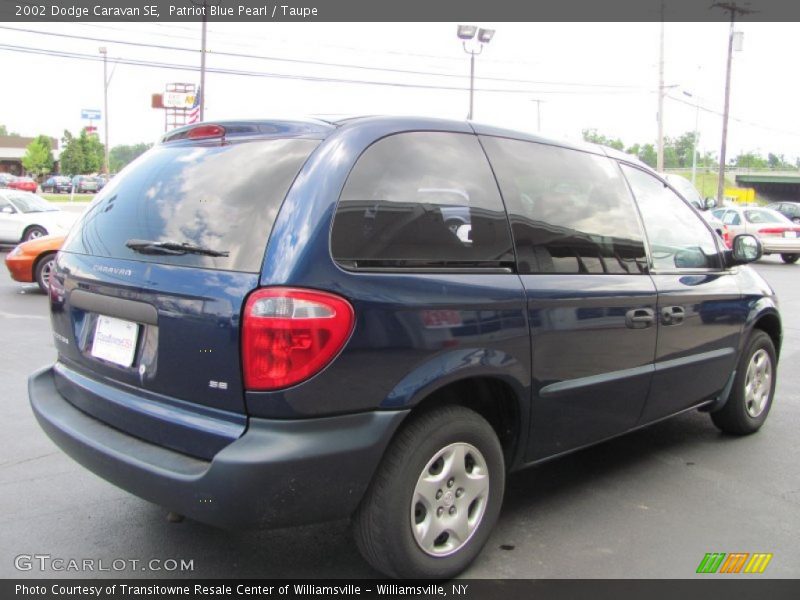 Patriot Blue Pearl / Taupe 2002 Dodge Caravan SE