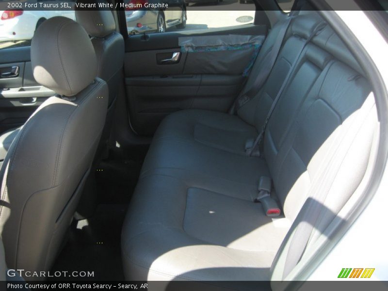 Vibrant White / Medium Graphite 2002 Ford Taurus SEL