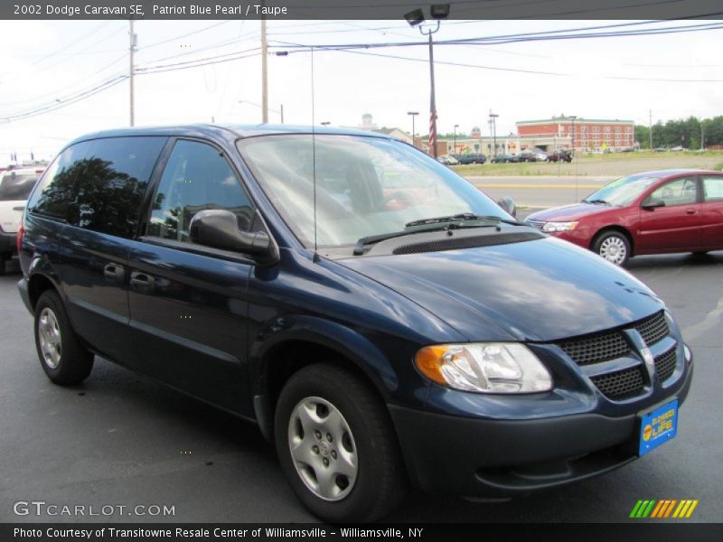 Patriot Blue Pearl / Taupe 2002 Dodge Caravan SE