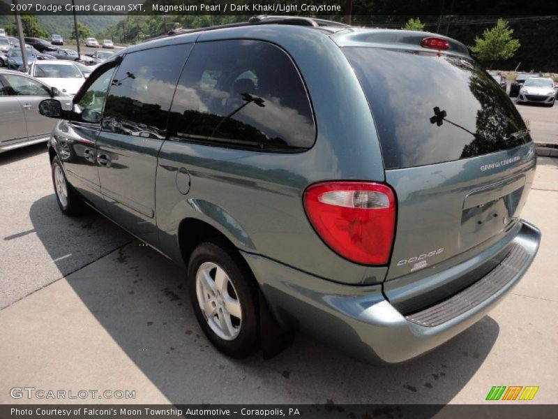 Magnesium Pearl / Dark Khaki/Light Graystone 2007 Dodge Grand Caravan SXT
