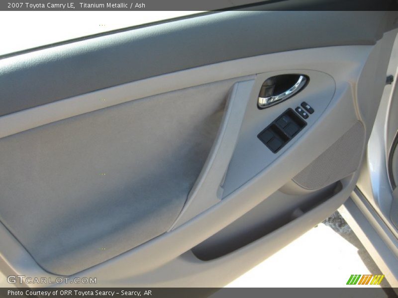 Titanium Metallic / Ash 2007 Toyota Camry LE