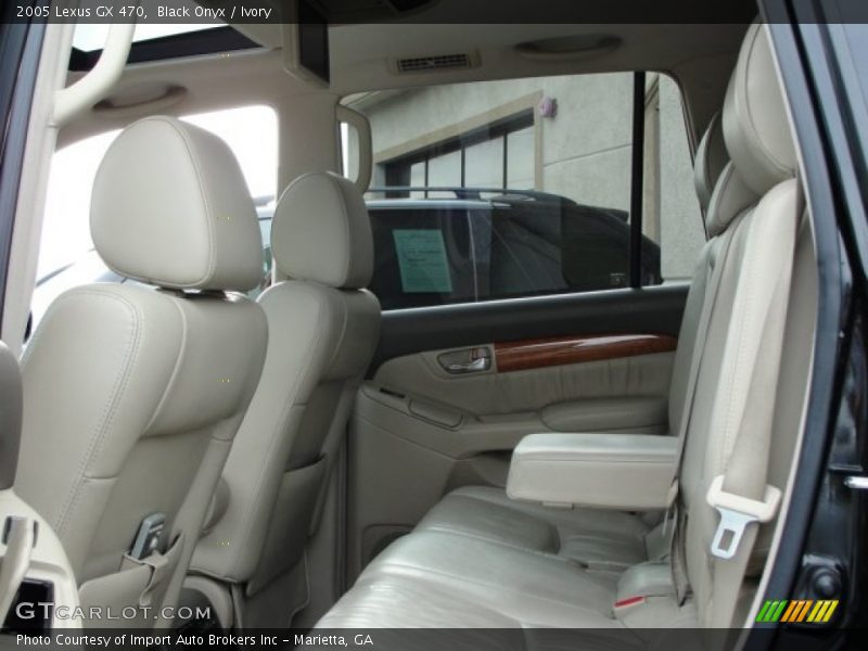 Black Onyx / Ivory 2005 Lexus GX 470