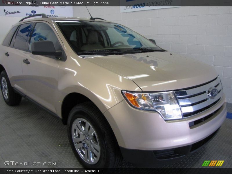 Dune Pearl Metallic / Medium Light Stone 2007 Ford Edge SE