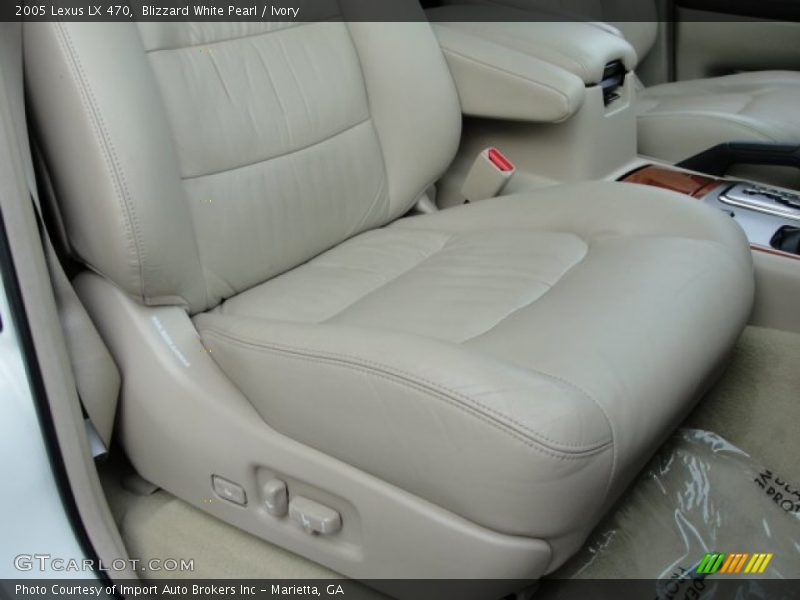 Blizzard White Pearl / Ivory 2005 Lexus LX 470