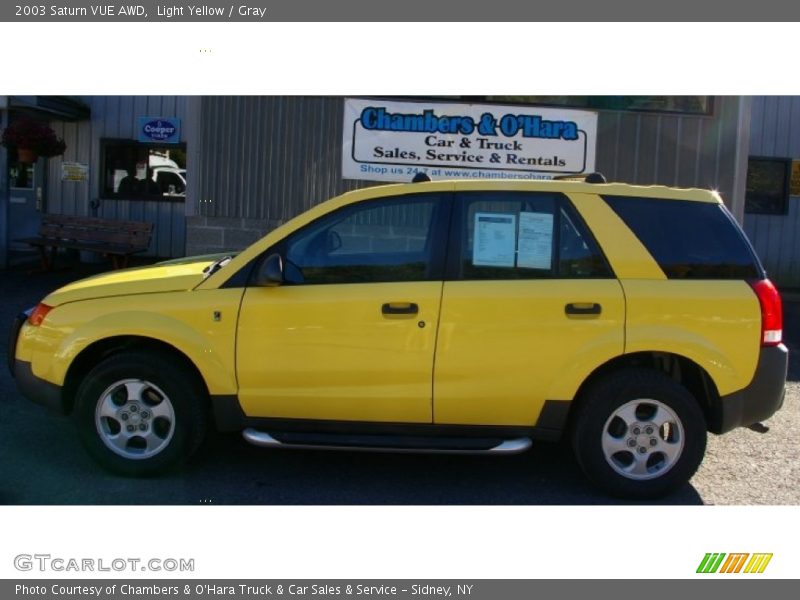 Light Yellow / Gray 2003 Saturn VUE AWD
