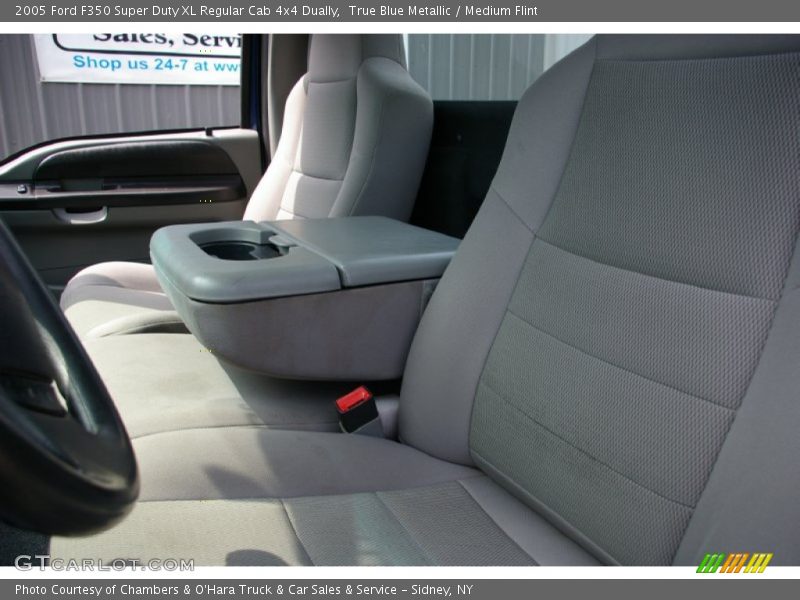 2005 F350 Super Duty XL Regular Cab 4x4 Dually Medium Flint Interior