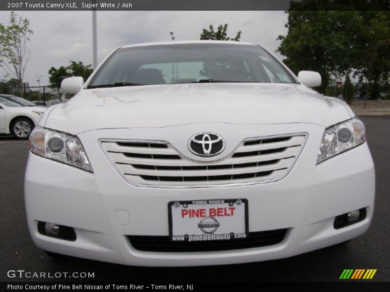 Super White / Ash 2007 Toyota Camry XLE