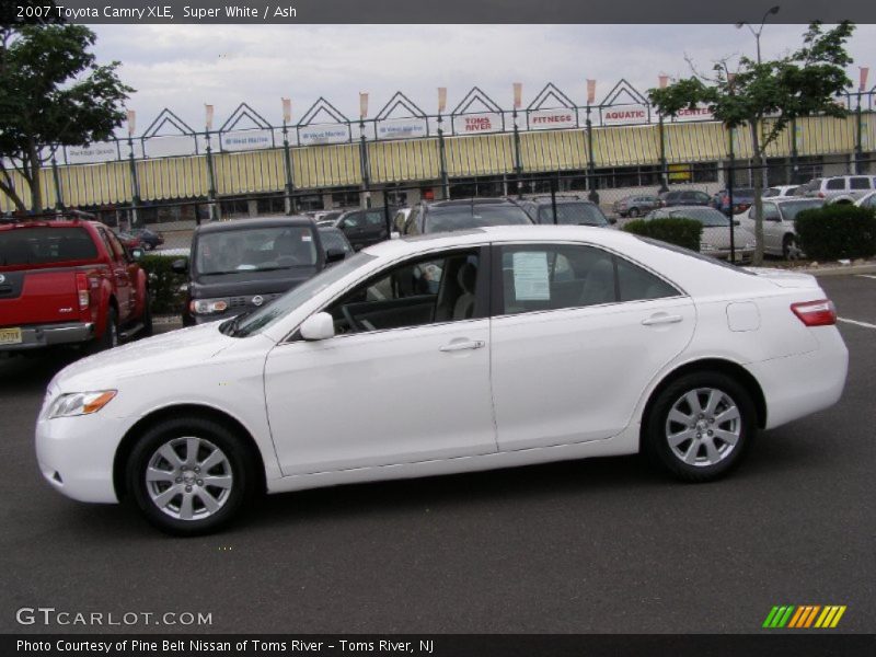 Super White / Ash 2007 Toyota Camry XLE