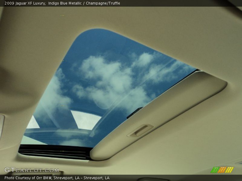 Indigo Blue Metallic / Champagne/Truffle 2009 Jaguar XF Luxury