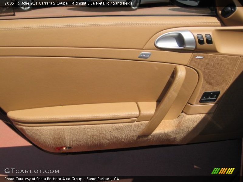 Door Panel of 2005 911 Carrera S Coupe